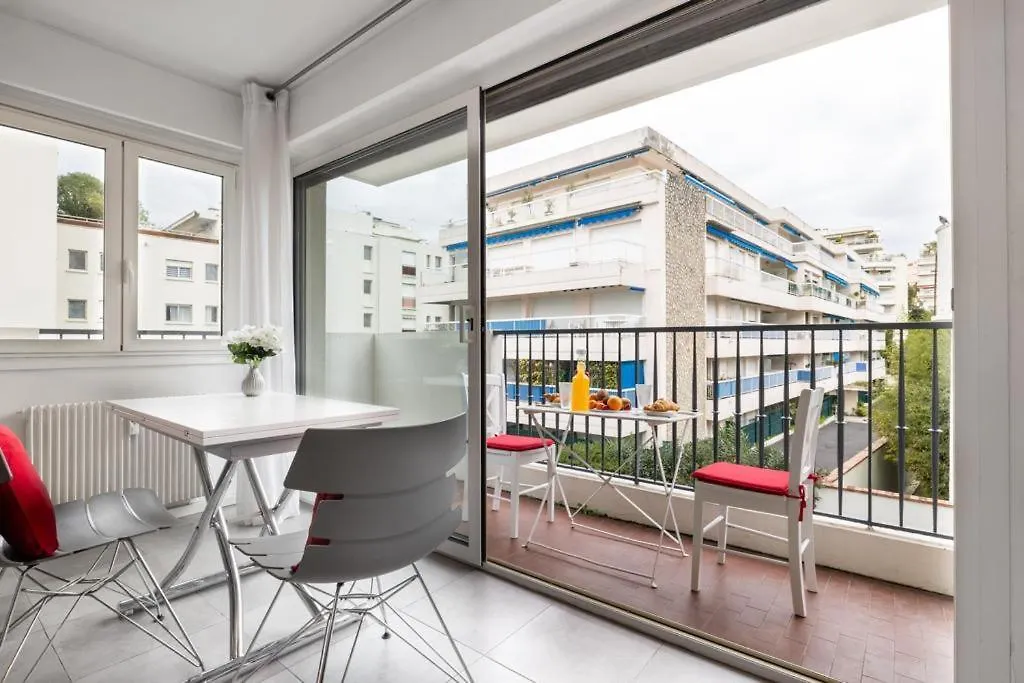 Charmant Studio -Calme -Parking Cannes