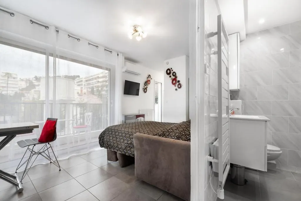 Charmant Studio -Calme -Parking Cannes Apartment